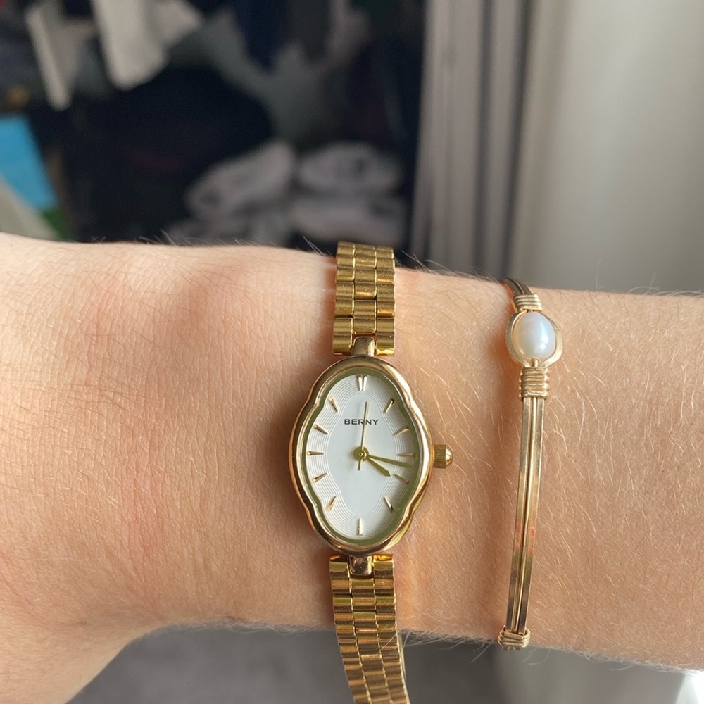 Vintage White Oval Flower Gold Womens Watch Small Face